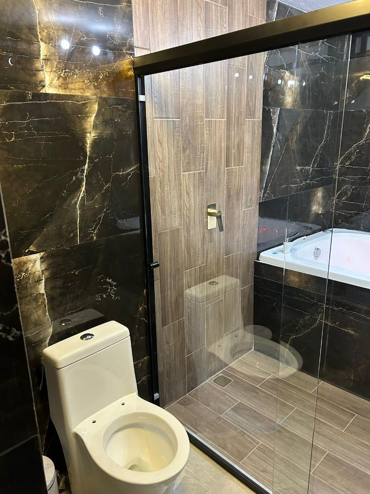 Habitación Master con Baño Moderno - foto 45